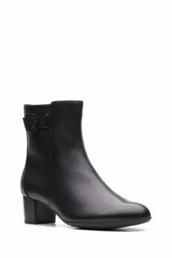 Clarks Linnae Up Lederstiefel -Winterschuhe Verkaufs-Shop C96227s3